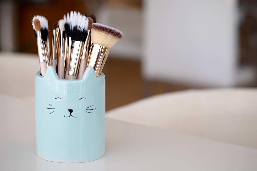 Seasonal makeup trends